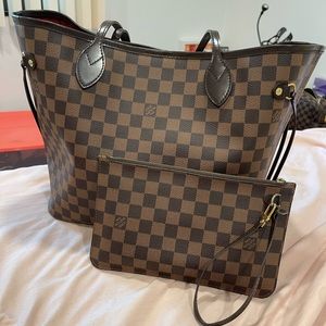 Louis Vuitton MM bag/clutch